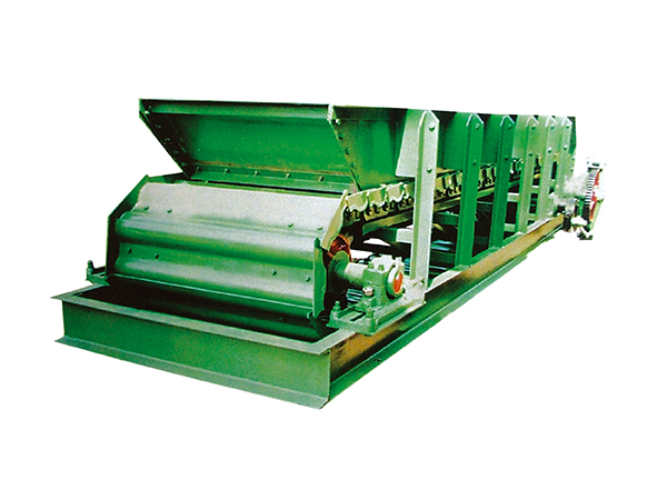 Medium plate feeder